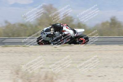 media/Apr-20-2025-CVMA (Sun) [[39090e8767]]/Race 9-Formula LW Twins Shootout/